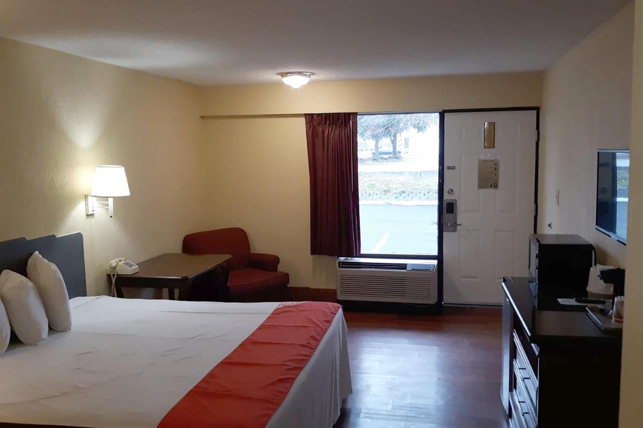 Super Value Inn Valdosta Dış mekan fotoğraf
