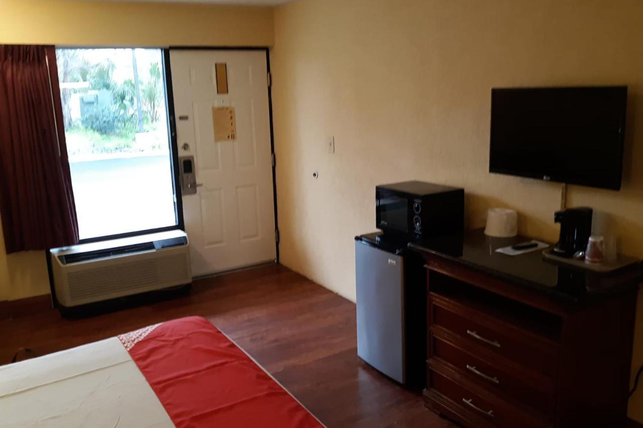 Super Value Inn Valdosta Dış mekan fotoğraf